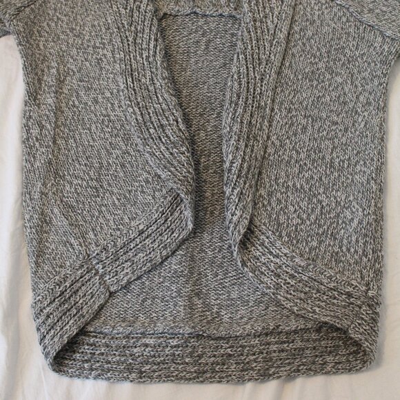 Express Gray/White Variegated Short Sleeve Heavy Open Front Roll Collar Sweater - Picture 9 of 15